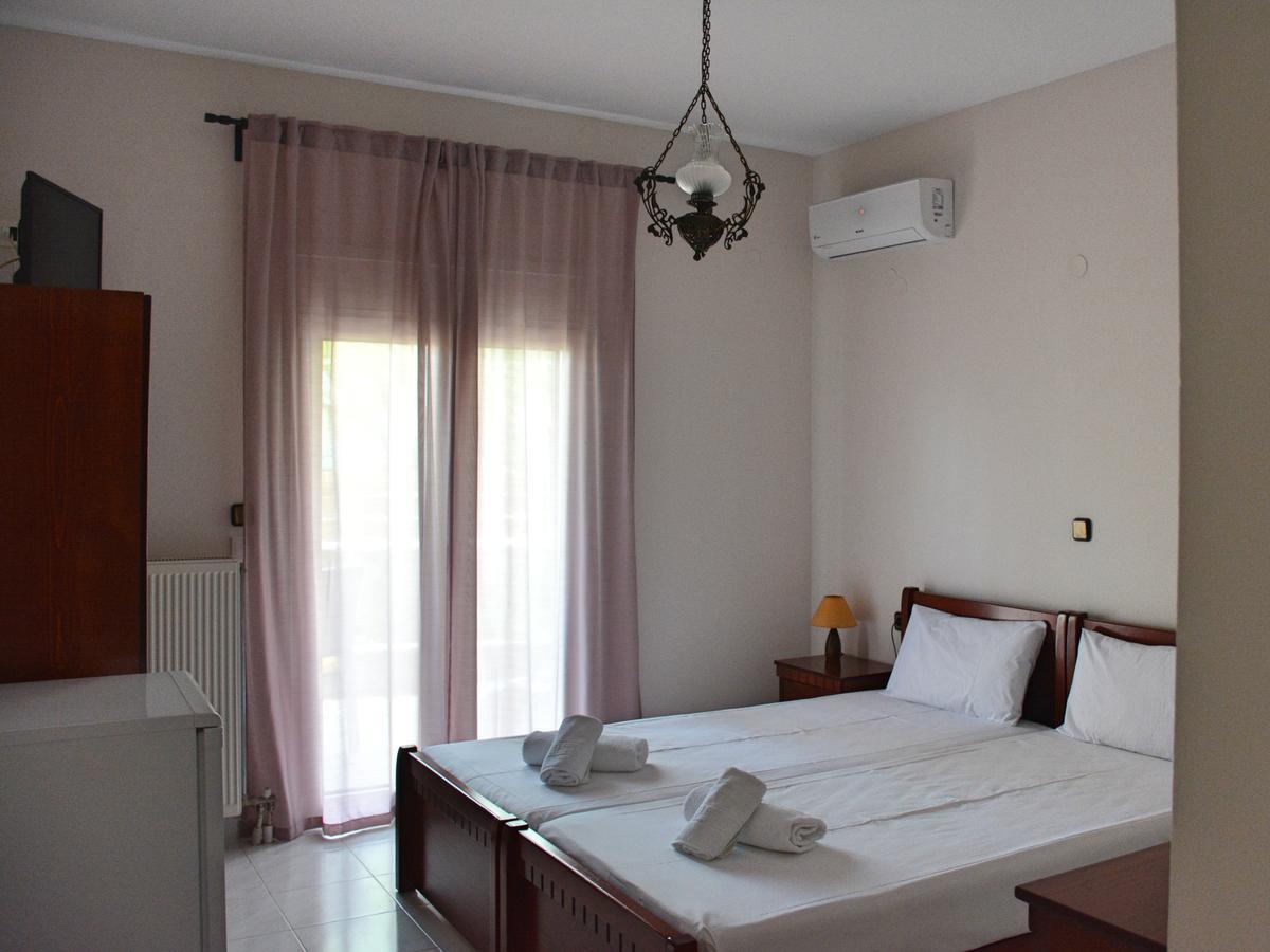 Mokos Rooms Perdika  Bagian luar foto