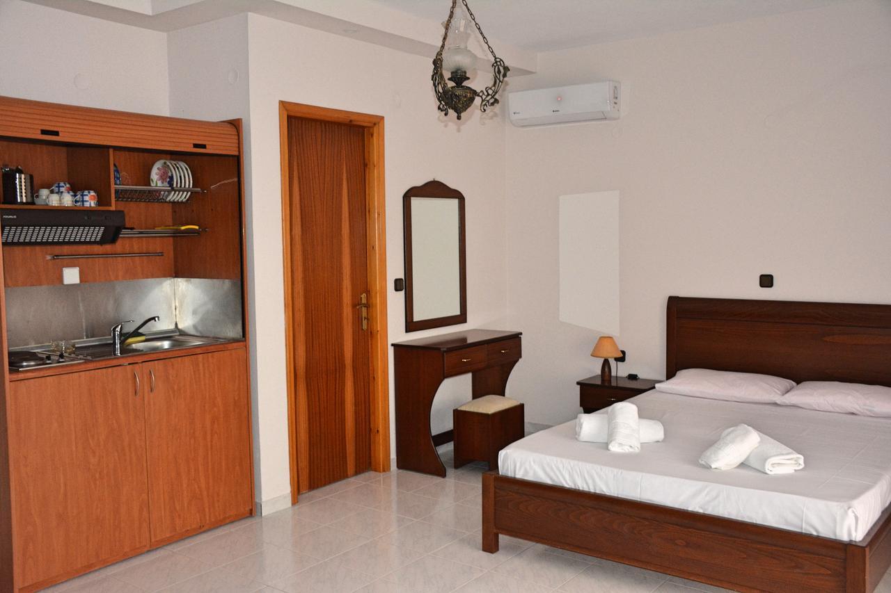 Mokos Rooms Perdika  Bagian luar foto